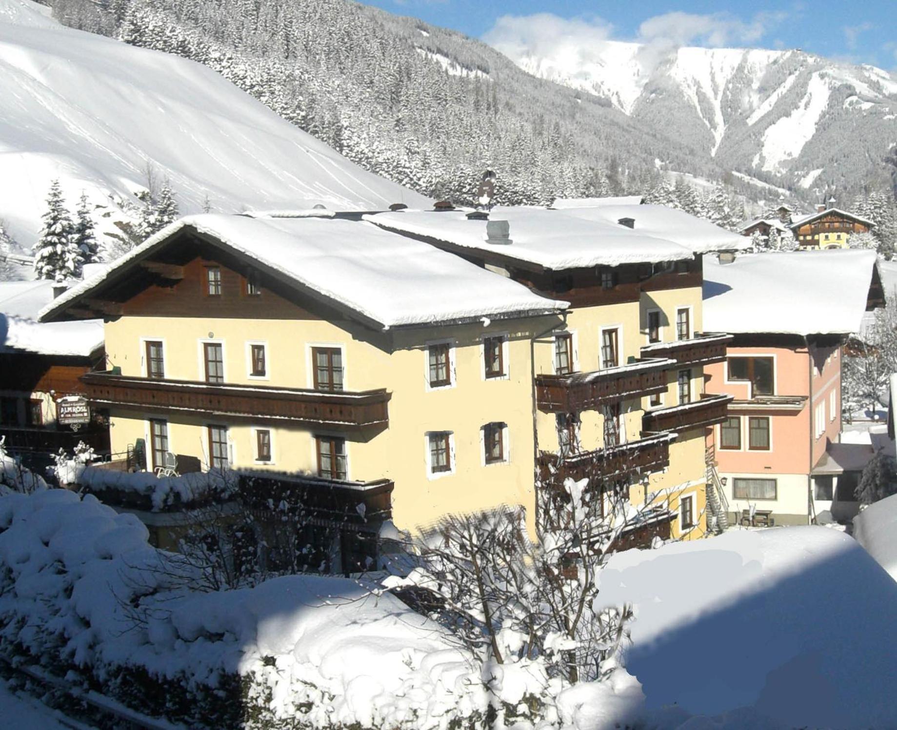 Landhotel Almroesl Im Grossarltal Hüttschlag 外观 照片